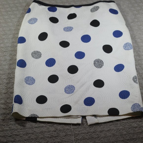 Talbots Size 2 Textured Navy and Cream Polka Dot Skirt - Picture 1 of 5